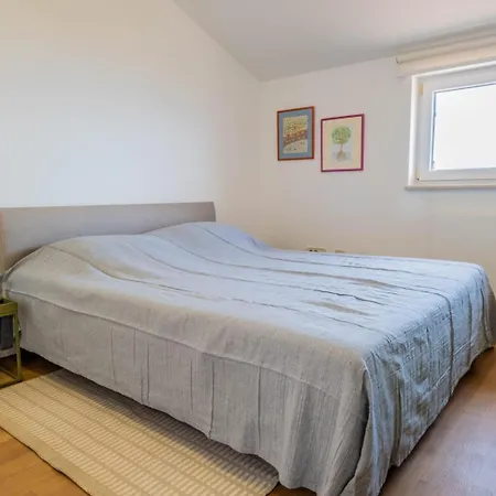 Quiet Living For Digital Nomads With Fast Wifi Homestay *
