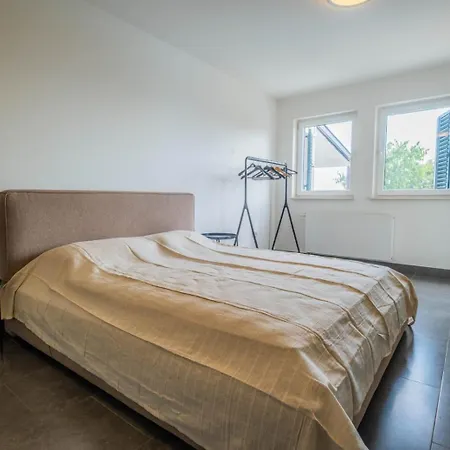 Quiet Living For Digital Nomads With Fast Wifi Quarto em Acomodações Particulares