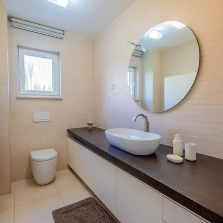 Homestay Quiet Living For Digital Nomads With Fast Wifi Kostrena