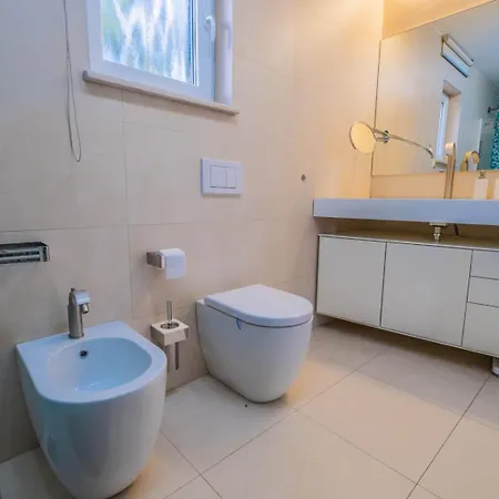 Quiet Living For Digital Nomads With Fast Wifi Homestay Kostrena